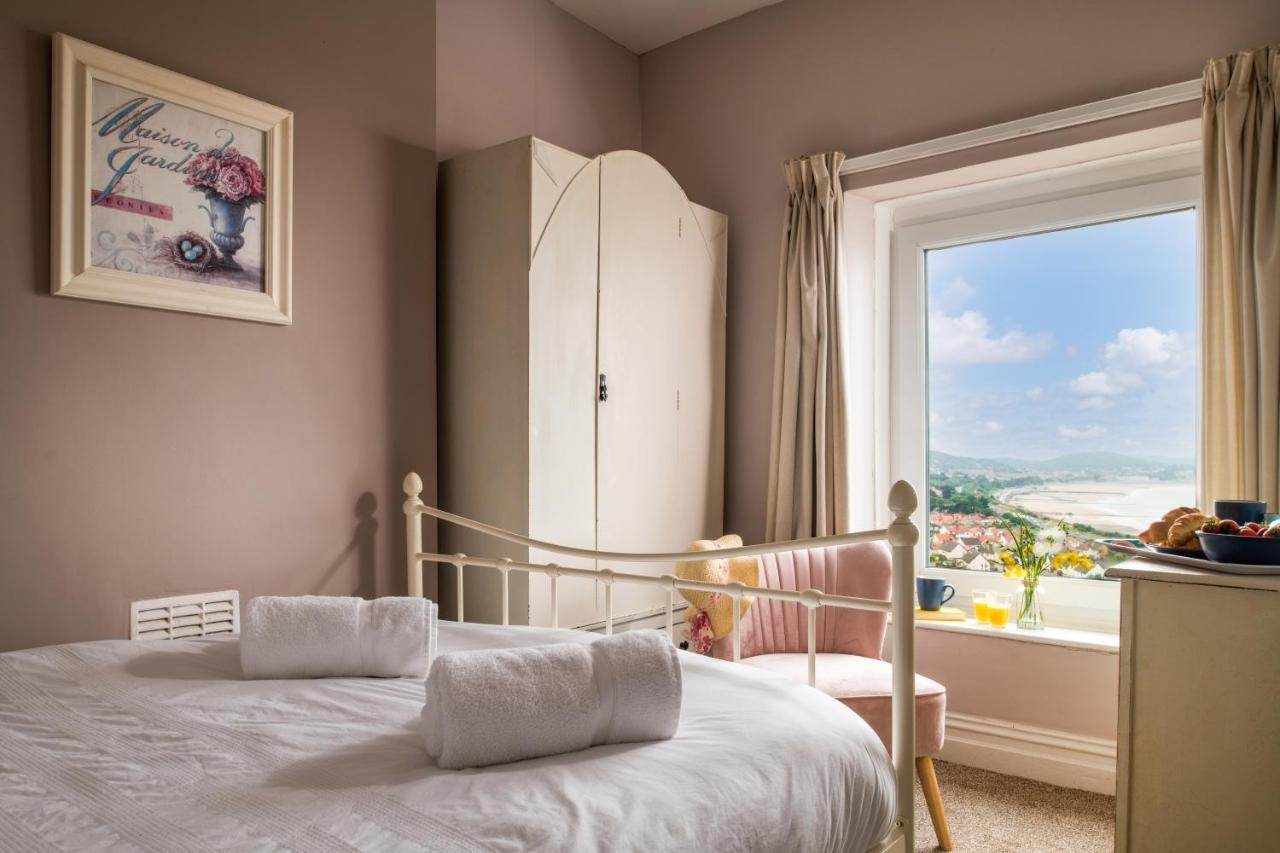 Windy Ridge Terrace With Beautiful Sea Views, North Wales Coast Villa Old Colwyn Exterior foto