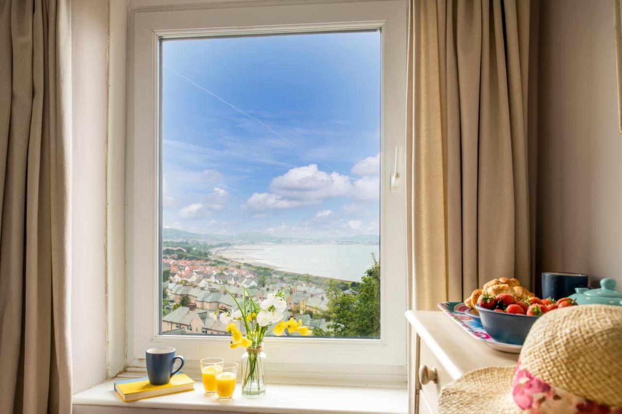 Windy Ridge Terrace With Beautiful Sea Views, North Wales Coast Villa Old Colwyn Exterior foto