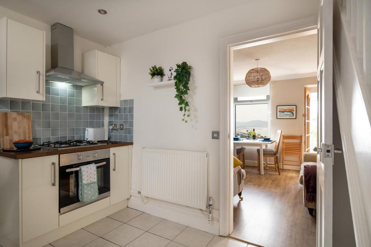 Windy Ridge Terrace With Beautiful Sea Views, North Wales Coast Villa Old Colwyn Exterior foto